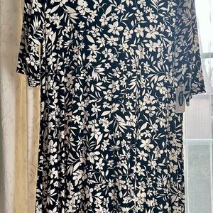 Old Navy Black and White Floral Dress